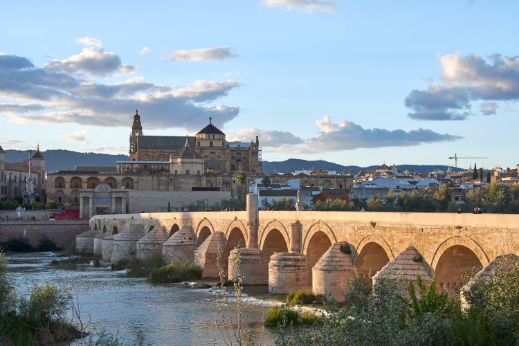 Córdoba, Puente Romano y la Mezquita-Catedral