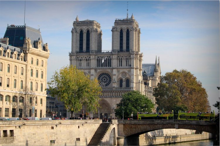 Notre_Dame_Paris