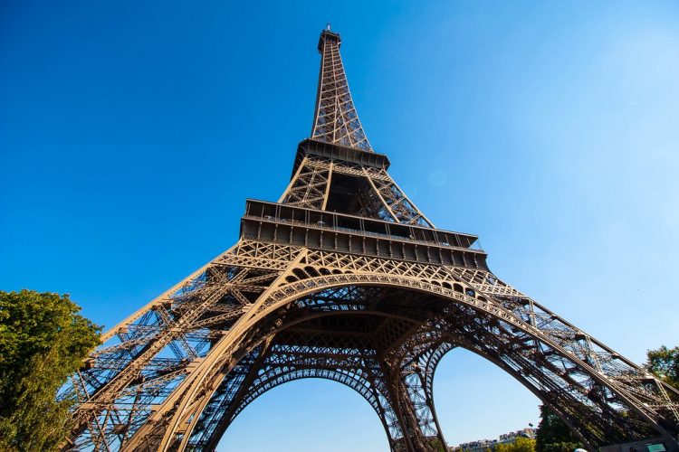 Torre_Eiffel_Paris_2