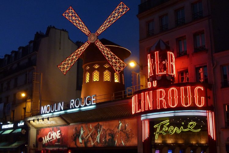moulin-rouge-392147_1280